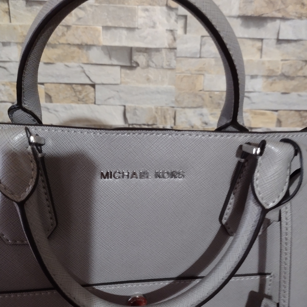 Mk tote purse - Picture 6 of 8